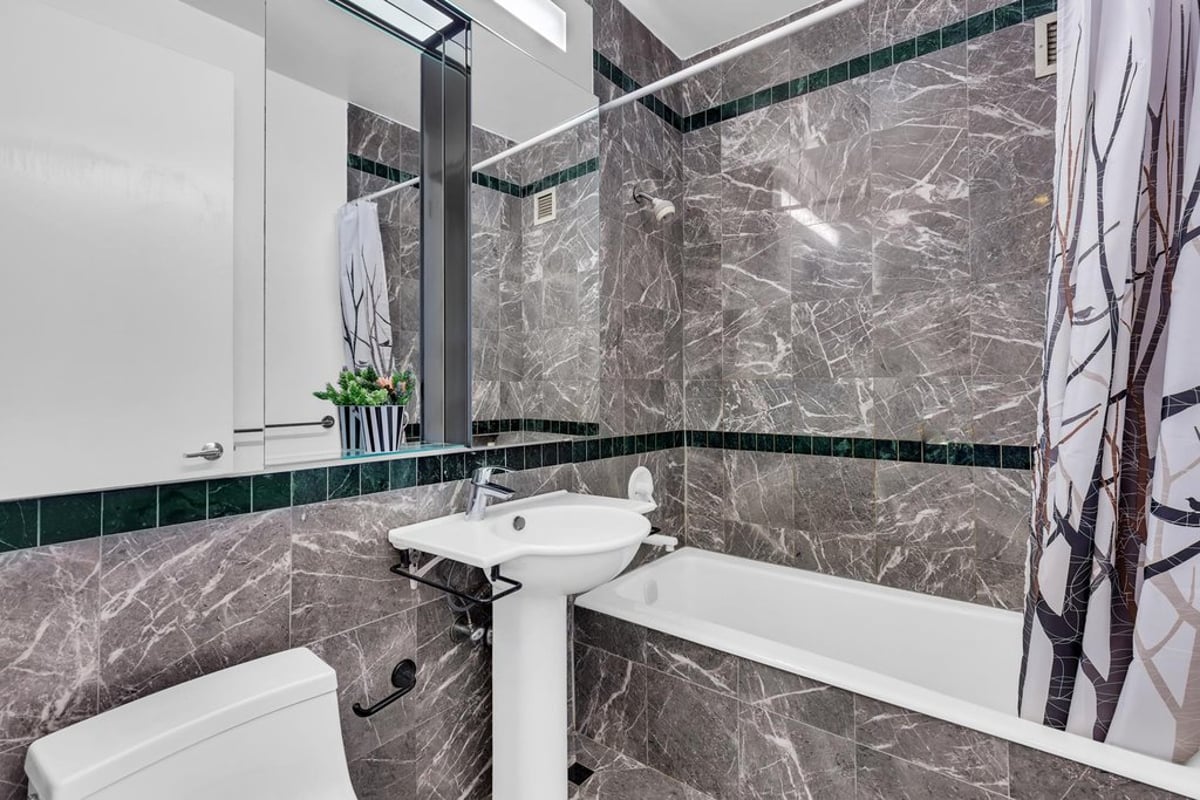 Photo for The Mondrian - 250 East 54th Street Condominium in Midtown East, Manhattan