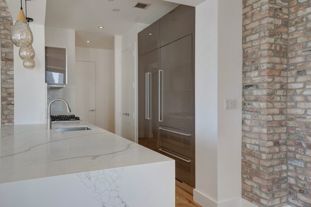 Photo for 75 Wall Street - 75 Wall Street Condominium in Financial District, Manhattan