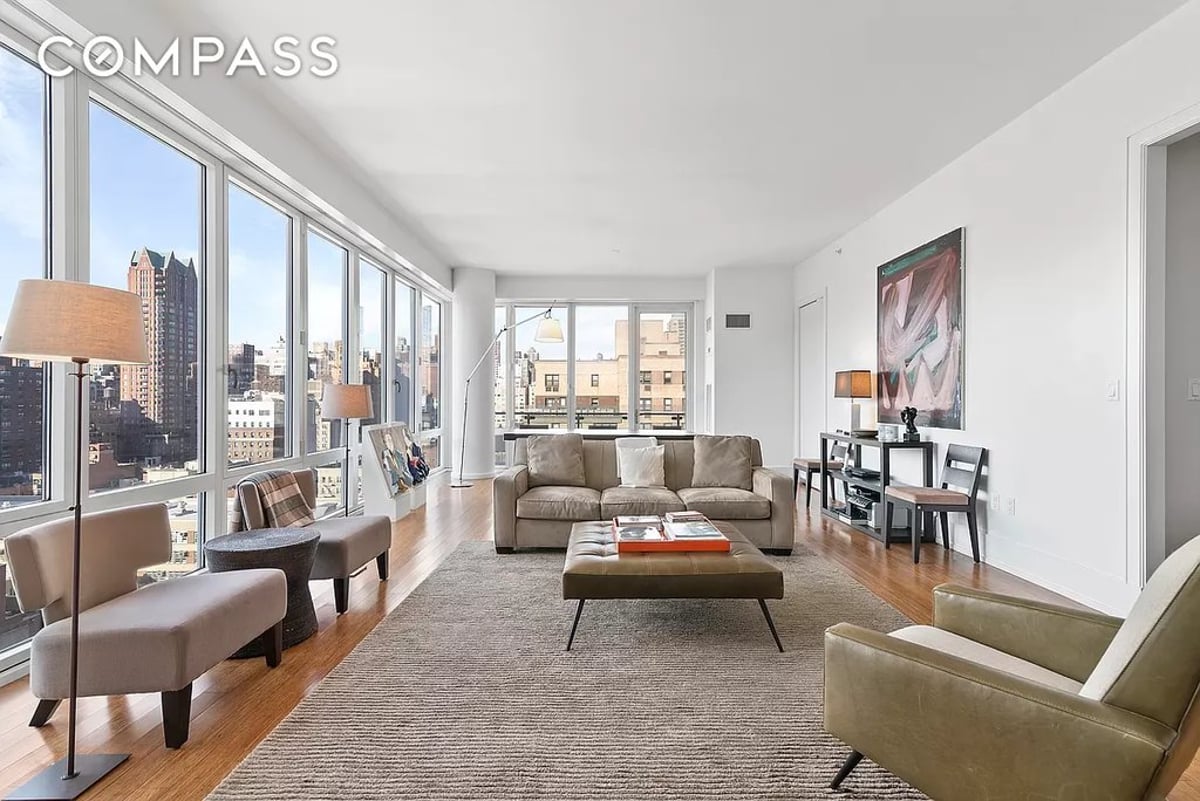 Photo for Casa 74 - 255 East 74th Street Condominium in Upper East Side, Manhattan