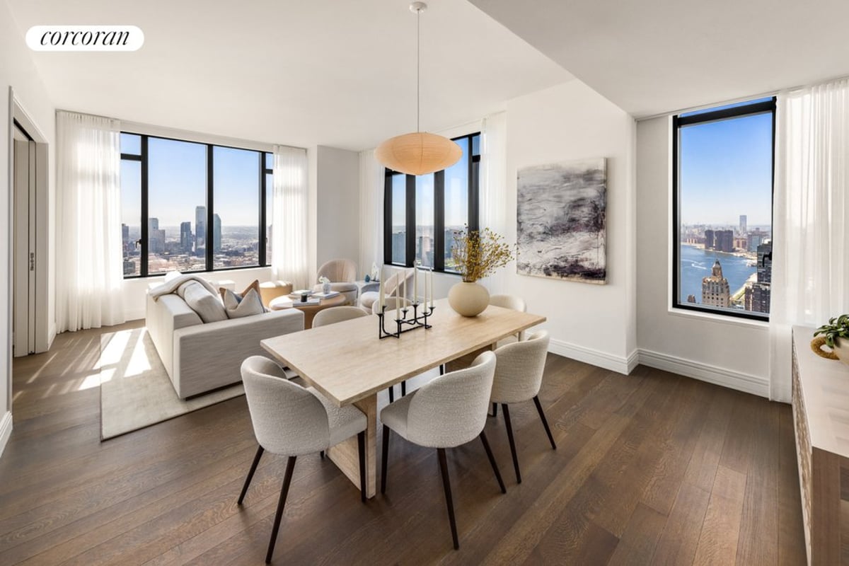 Photo for Sutton Tower - 430 E 58th Street Condominium in Sutton Place, Manhattan
