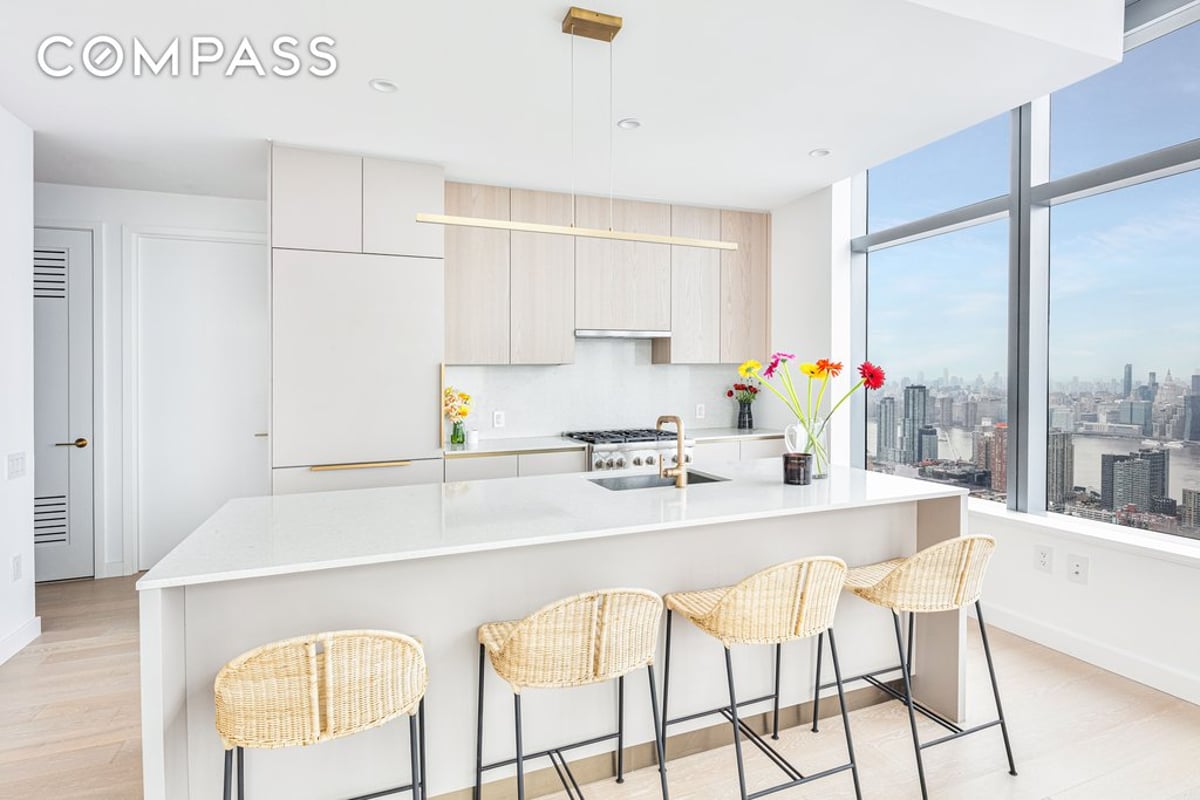 Photo for Skyline Tower - 3 Court Square Condominium in Long Island City, Queens