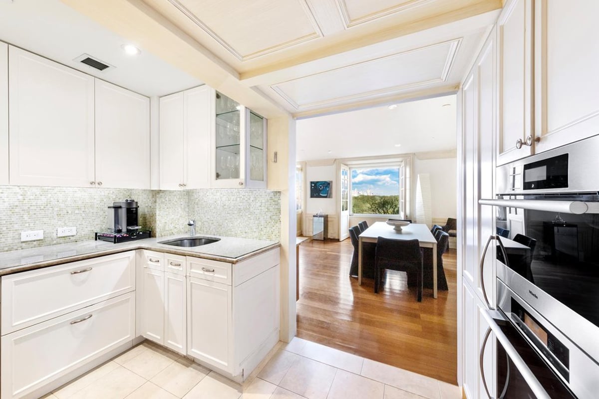 Photo for JW Marriott Essex House - 160 Central Park South Condominium in Midtown, Manhattan