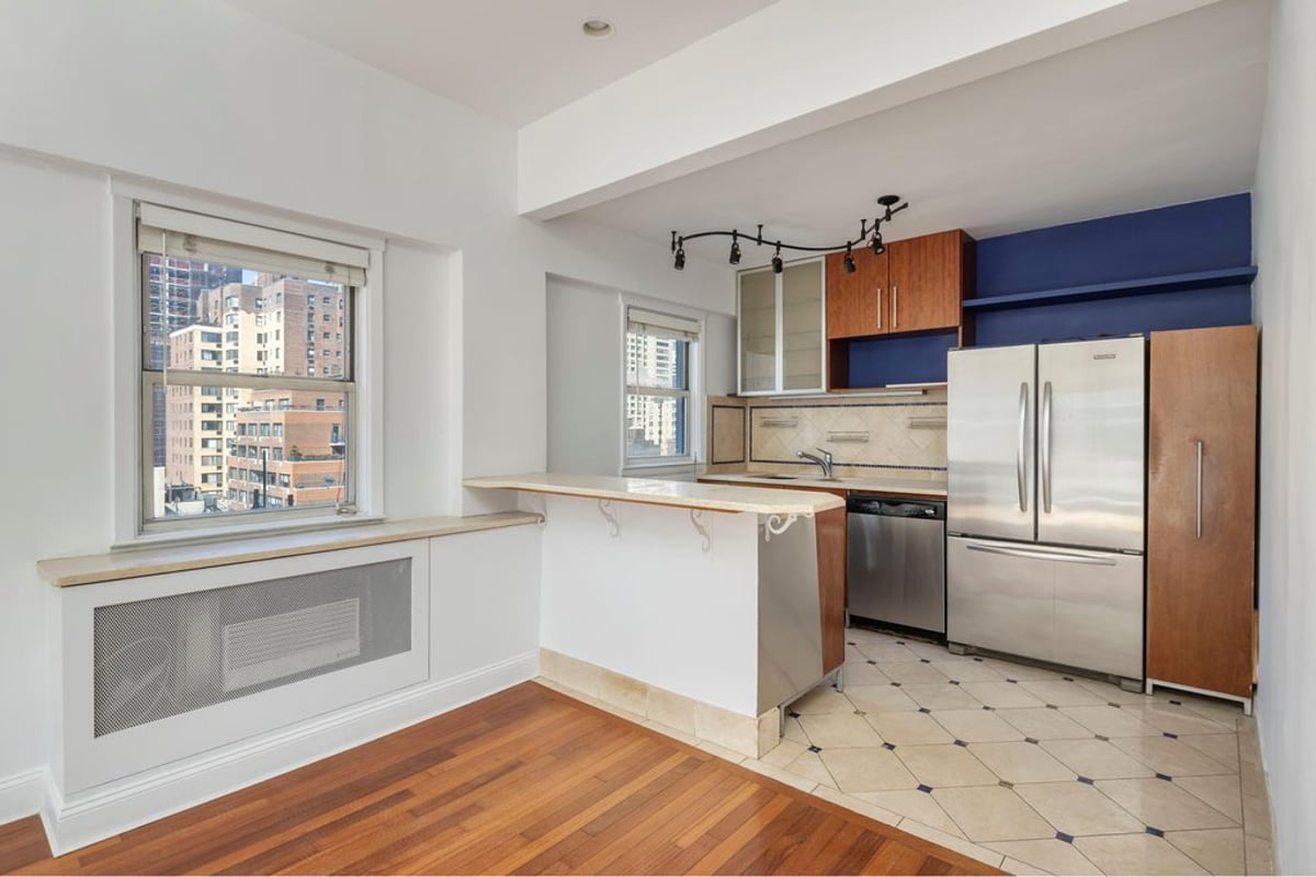 Photo for The Townsley - 245 East 35th Street Cooperative in Murray Hill, Manhattan