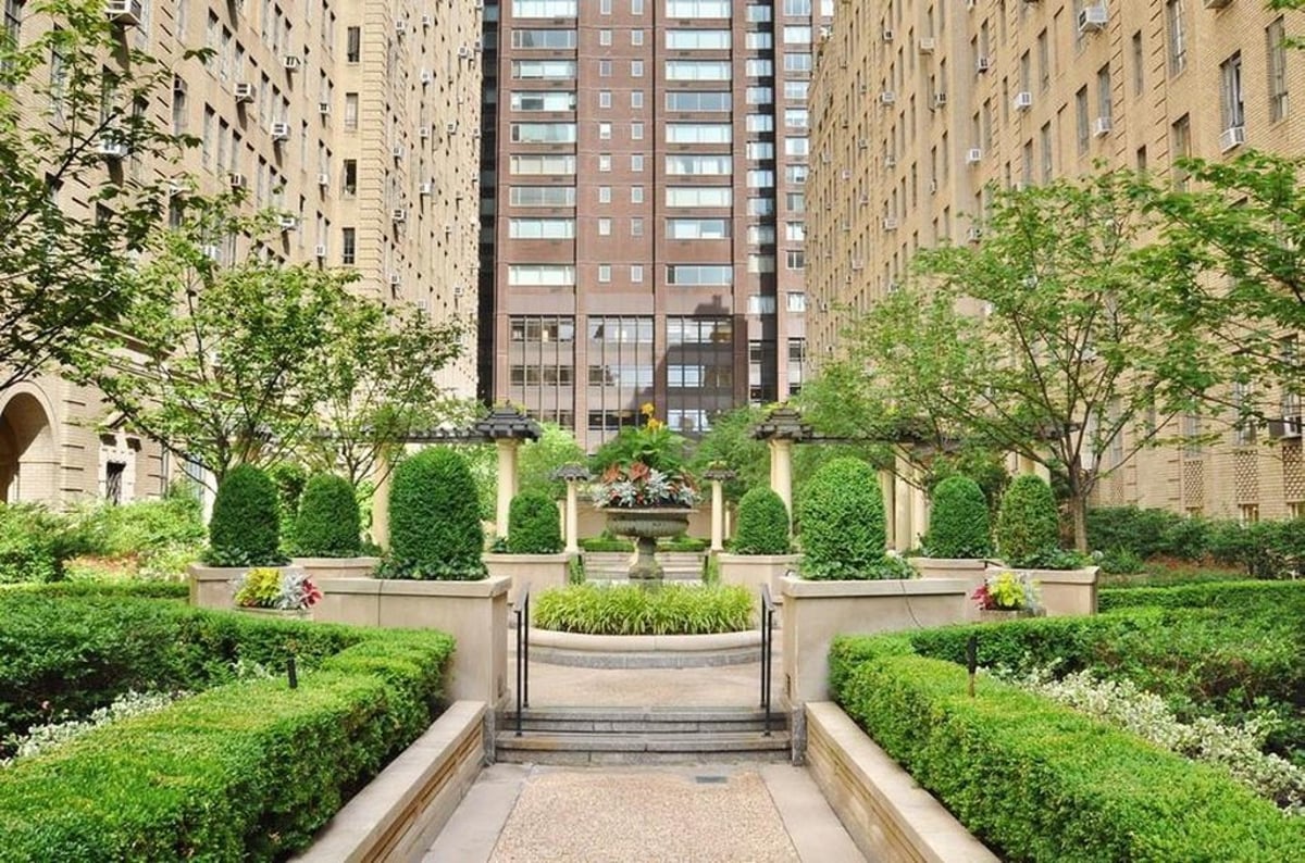Photo for The Parc Vendome - 333-353 West 56th Street Condominium in Midtown West, Manhattan