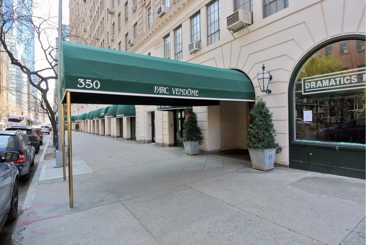 Photo for The Parc Vendome - 333-353 West 56th Street Condominium in Midtown West, Manhattan