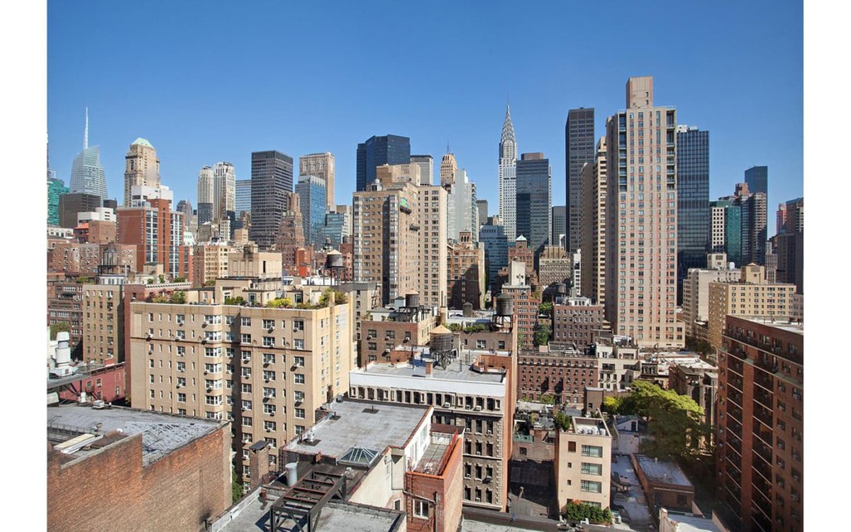 Photo for The Warren House Condominium - 155 East 34th Street      (Old #C840247) Condominium in Murray Hill, Manhattan