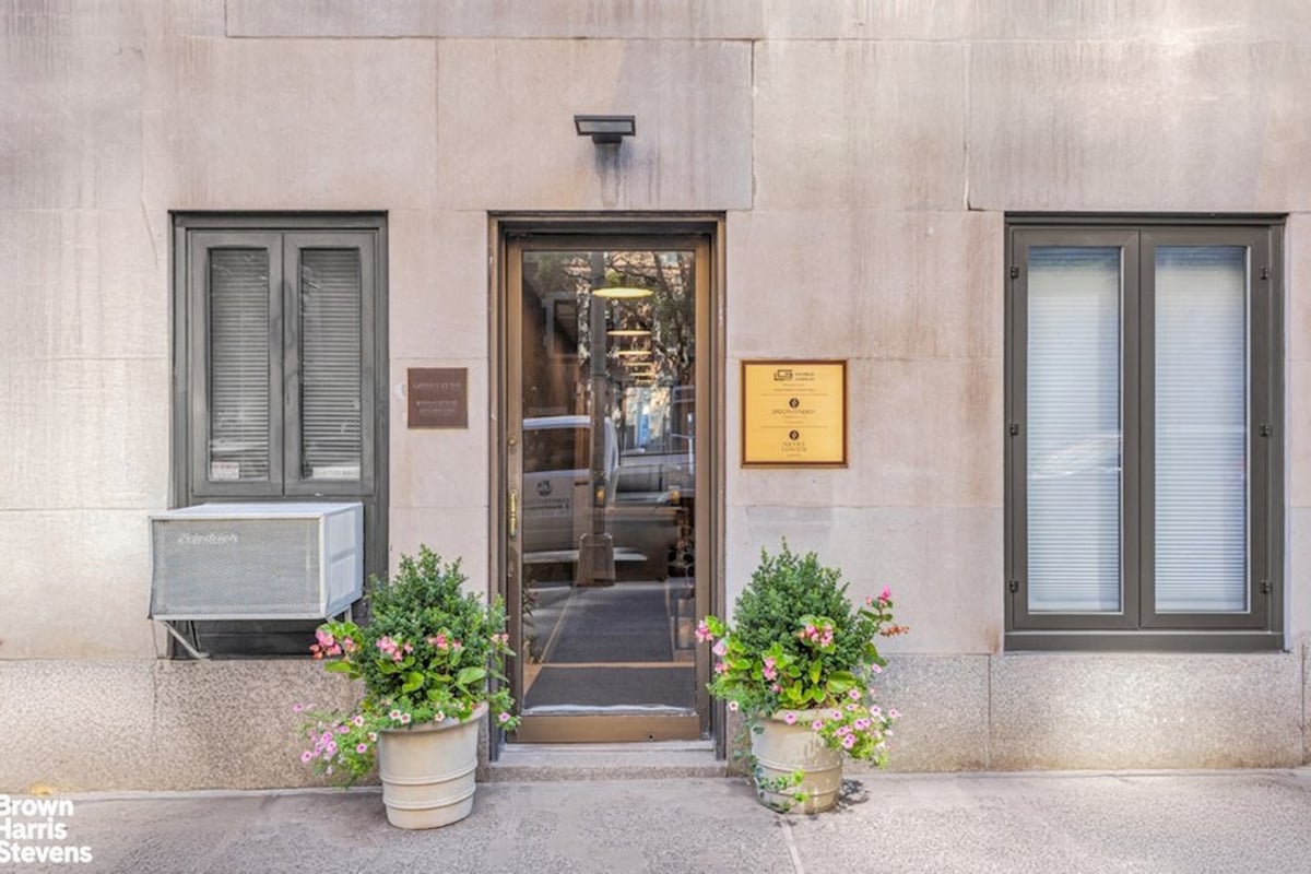 Photo for 180 EAST 79 STREET - 180 East 79th Street Cooperative in Upper East Side, Manhattan