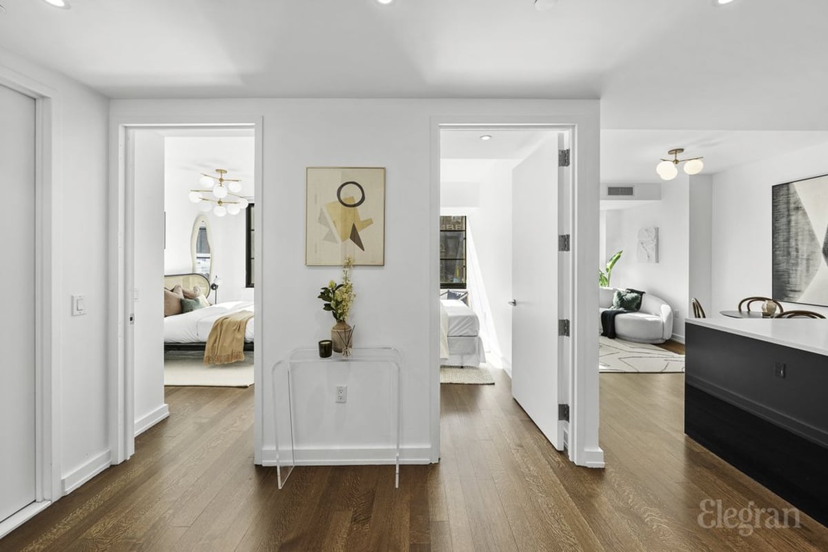 Photo for The Seymour - 261 West 25th Street Condominium in Chelsea, Manhattan