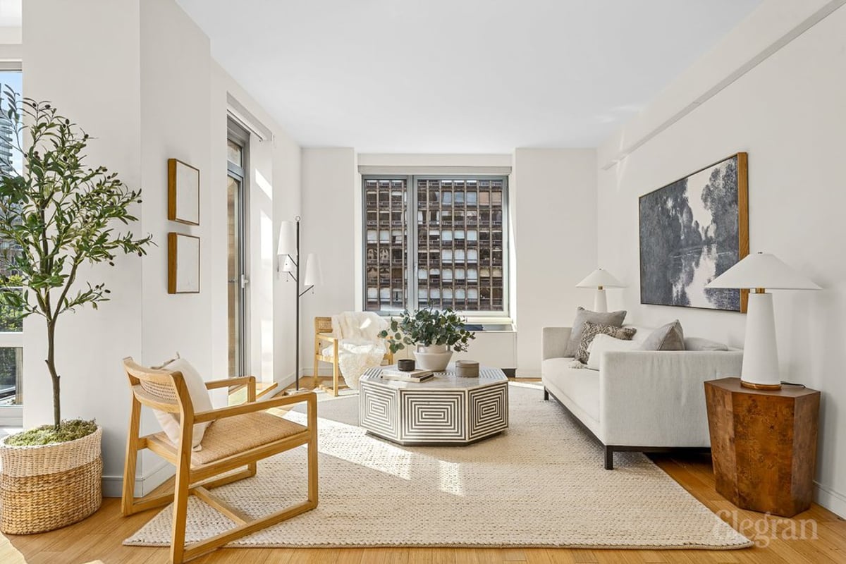 Photo for 303 East 33rd Street - 303 East 33rd Street Condominium in Murray Hill, Manhattan