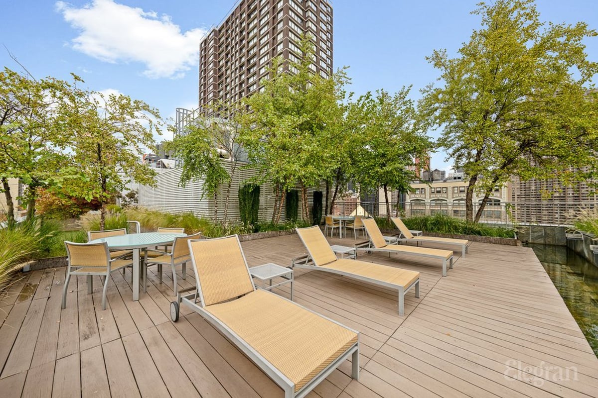 Photo for 303 East 33rd Street - 303 East 33rd Street Condominium in Murray Hill, Manhattan