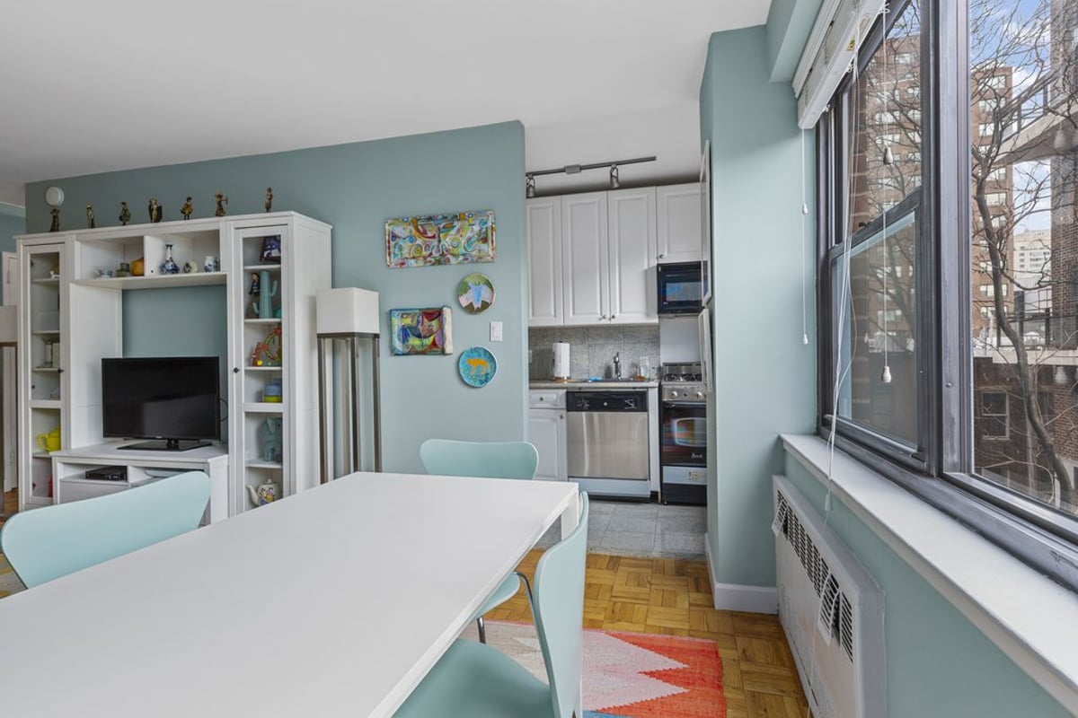 Photo for Yorkgate - 405 East 63rd Street Cooperative in Upper East Side, Manhattan