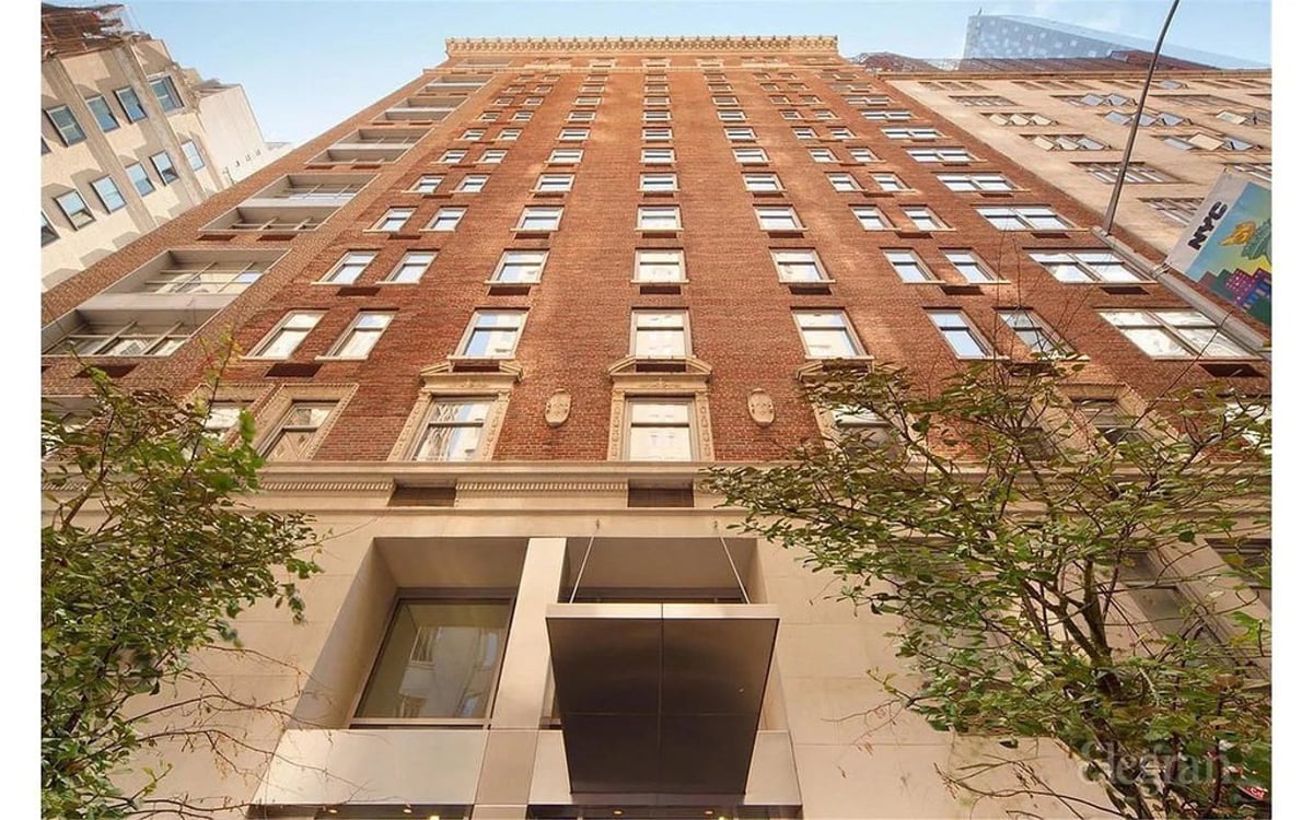 Photo for Windsor Park - 100 West 58th Street Condominium in Midtown, Manhattan