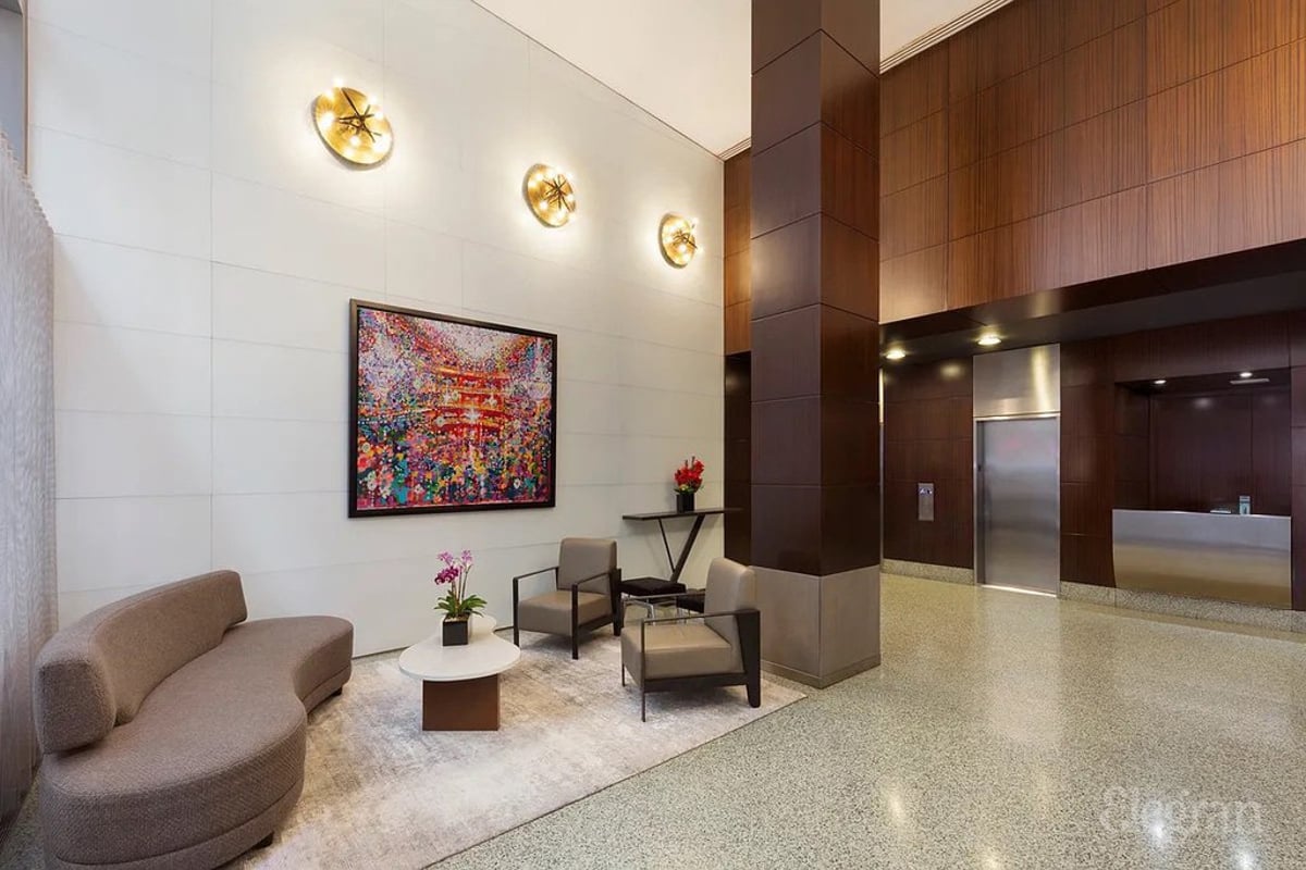 Photo for Windsor Park - 100 West 58th Street Condominium in Midtown, Manhattan