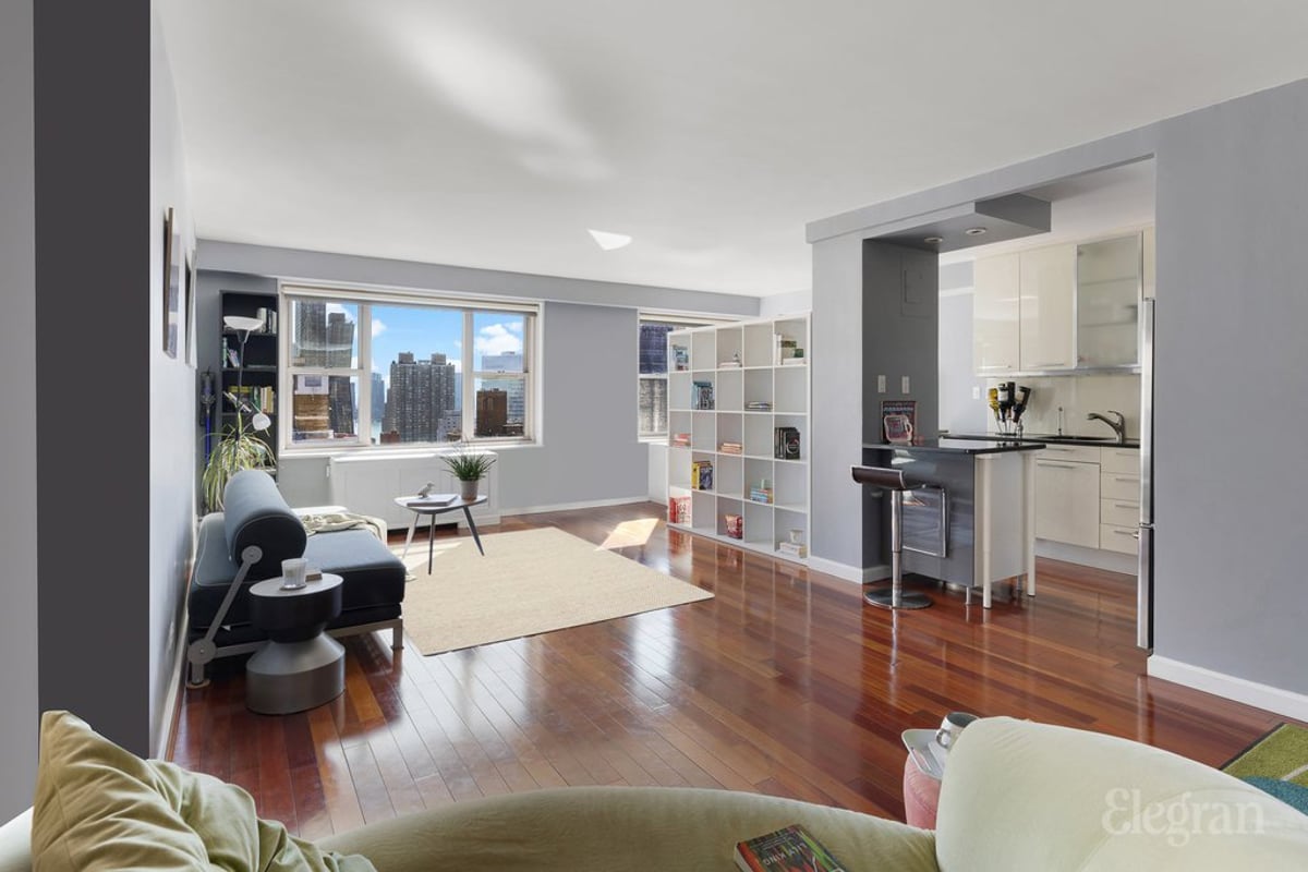 Photo for Carlton Regency - 137 East 36th Street Cooperative in Murray Hill, Manhattan