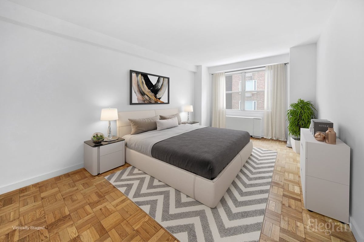 Photo for The Warren House Condominium - 155 East 34th Street      (Old #C840247) Condominium in Murray Hill, Manhattan