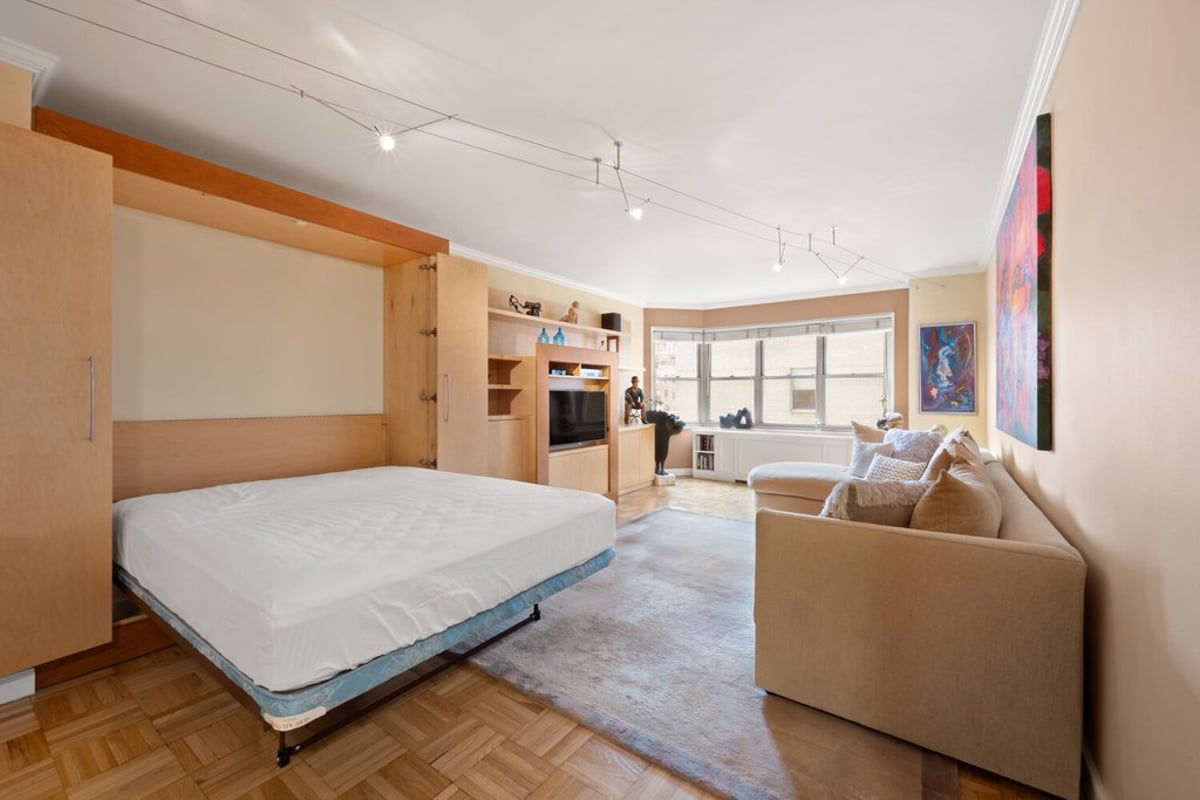 Photo for Plaza 400 - 400 East 56th Street Cooperative in Midtown East, Manhattan