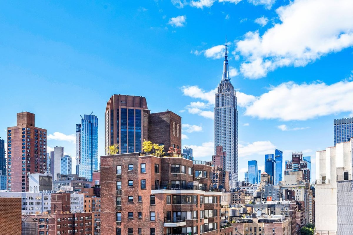 Photo for The Murray Hill Crescent - 225 East 36th Street Cooperative in Murray Hill, Manhattan