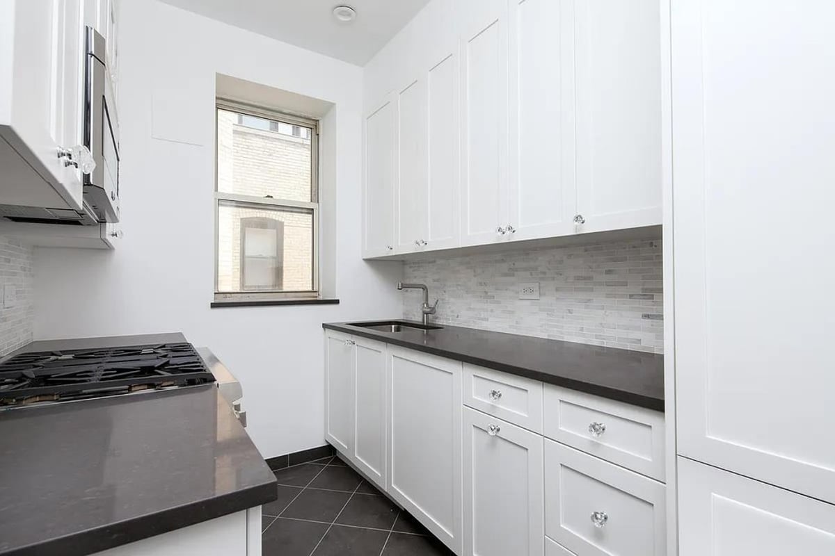 Photo for 25 Fifth Avenue - 25 Fifth Avenue Condominium in Greenwich Village, Manhattan