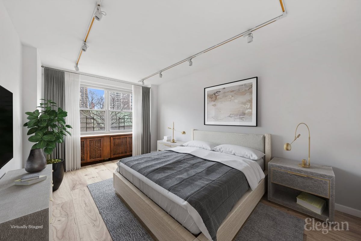 Photo for 200 East 84th Street - 200 East 84th Street Cooperative in Upper East Side, Manhattan