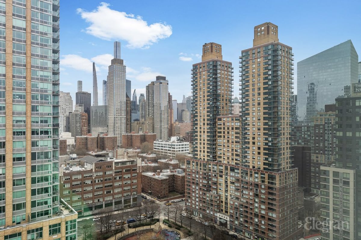 Photo for The Avery - 100 Riverside Boulevard Condominium in Upper West Side, Manhattan