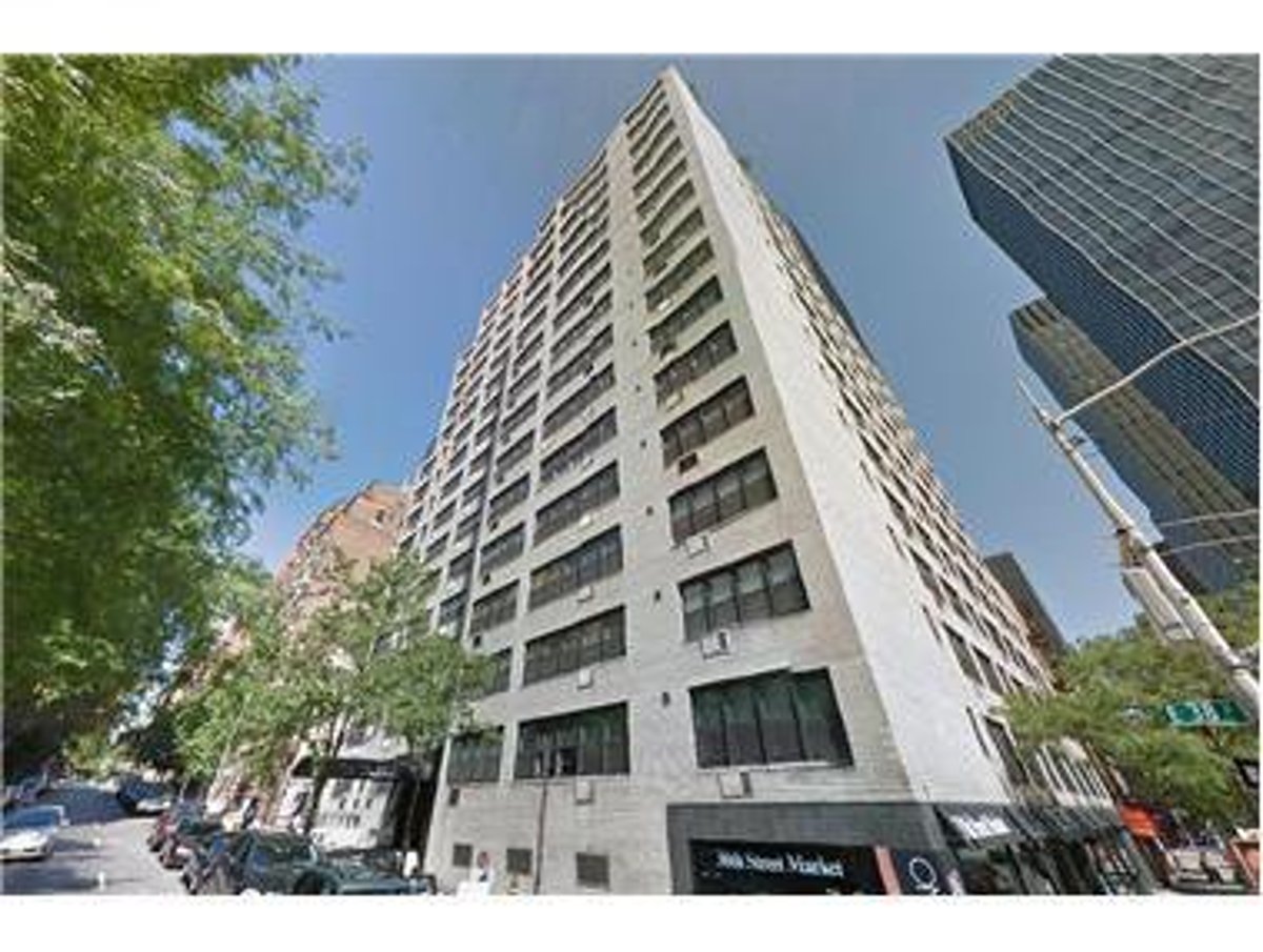 Photo for 155 East 38th Street - 155 East 38th Street Condominium in Murray Hill, Manhattan