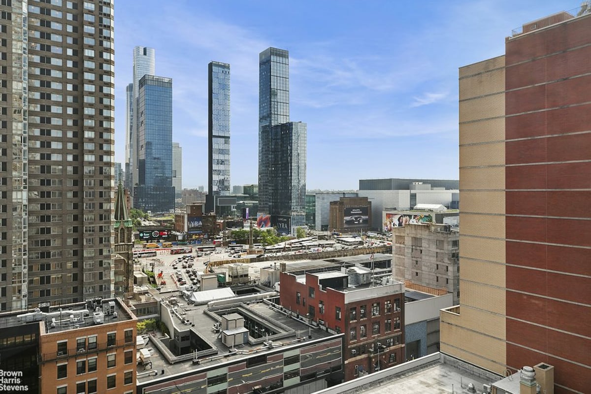 Photo for The Strand - 500 West 43rd Street Condominium in Midtown West, Manhattan