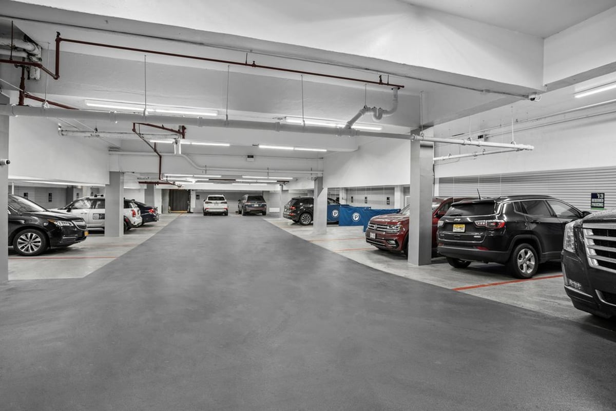 Photo for The Mayfair - 301 East 69th Street Condominium in Upper East Side, Manhattan