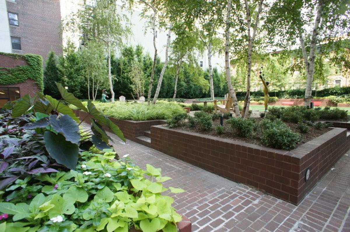 Photo for 515 East 72 - 515 East 72nd Street Condominium in Upper East Side, Manhattan