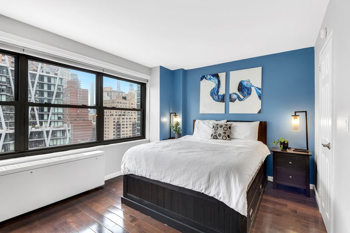 Photo for Lincoln Towers - 160 West End Avenue Condominium in Upper West Side, Manhattan