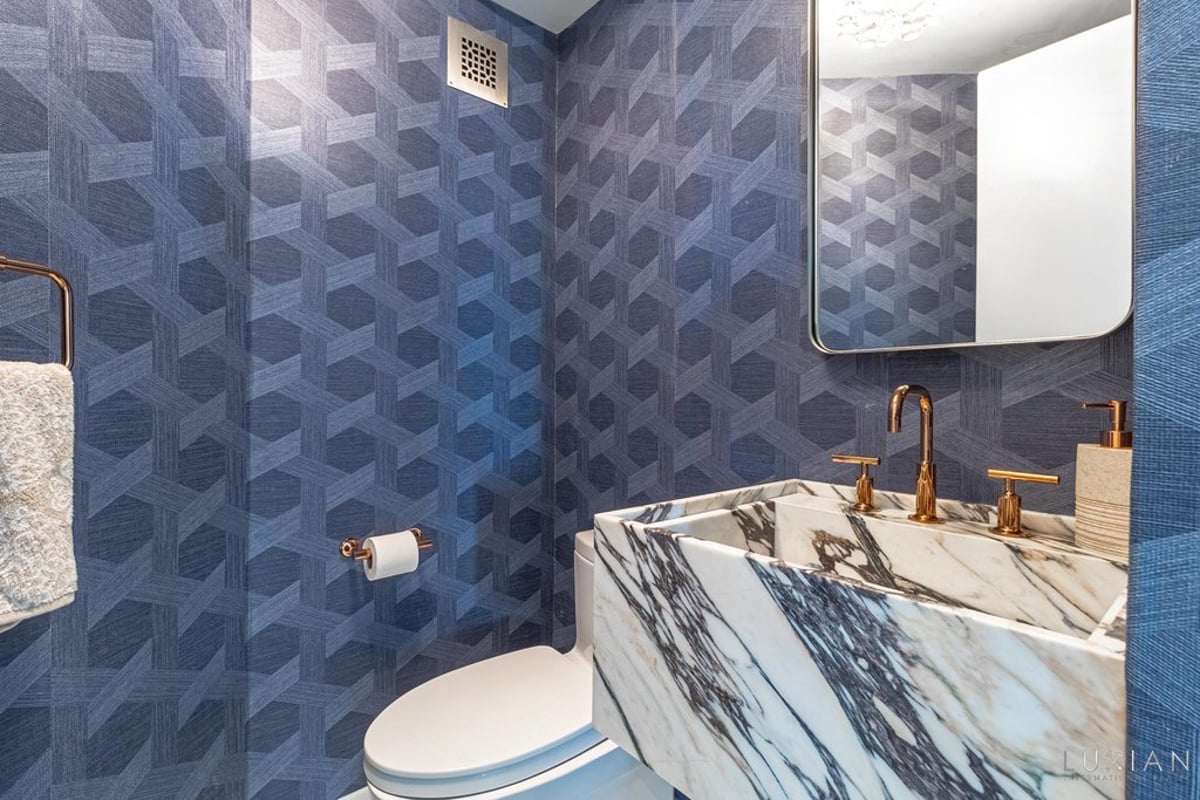 Photo for The Corinthian - 330 East 38th Street Condominium in Murray Hill, Manhattan