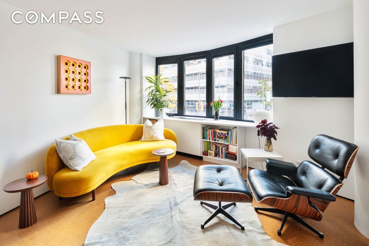 Photo for Greenwich Court - 275 Greenwich Street Condominium in Tribeca, Manhattan
