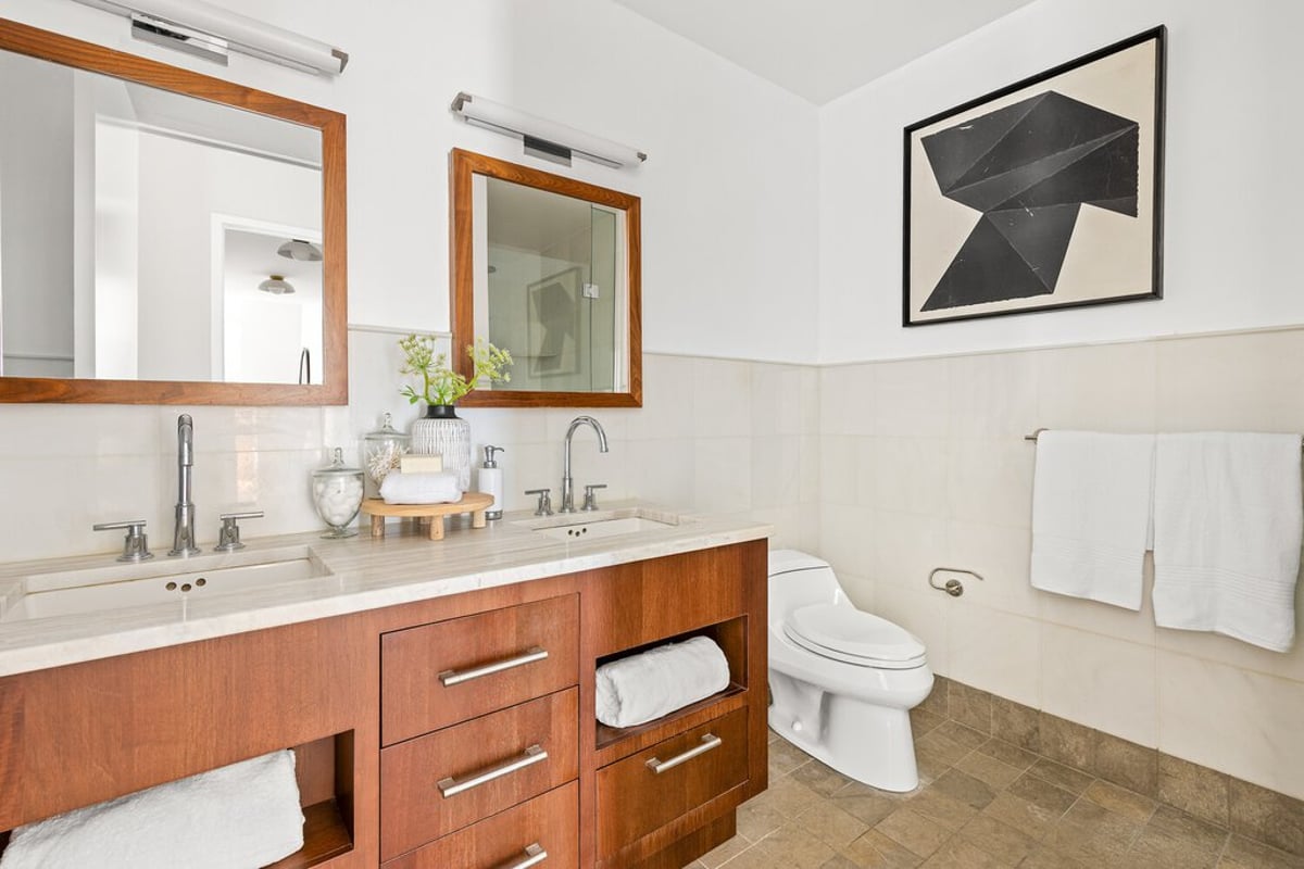 Photo for 10 West End Avenue - 10 West End Avenue Condominium in Midtown West, Manhattan