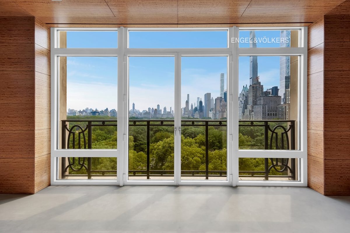 Photo for 15 CPW - 15 Central Park West Condominium in Upper West Side, Manhattan