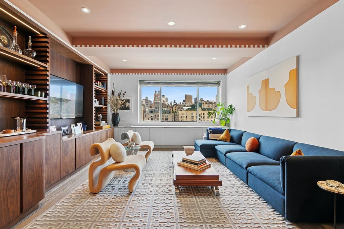 Photo for The Richmond Condominium - 201 East 80th Street Condominium in Yorkville, Manhattan