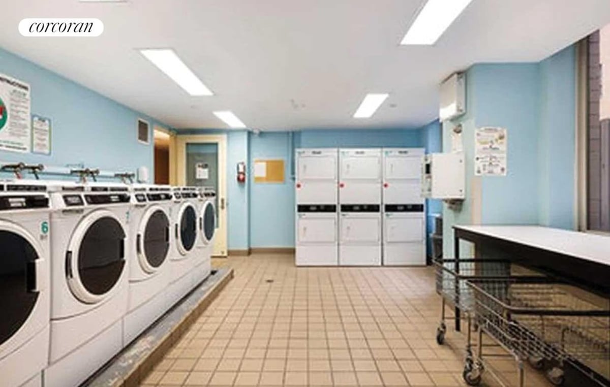 Photo for Bridge Tower Place - 401 East 60th Street Condominium in Upper East Side, Manhattan