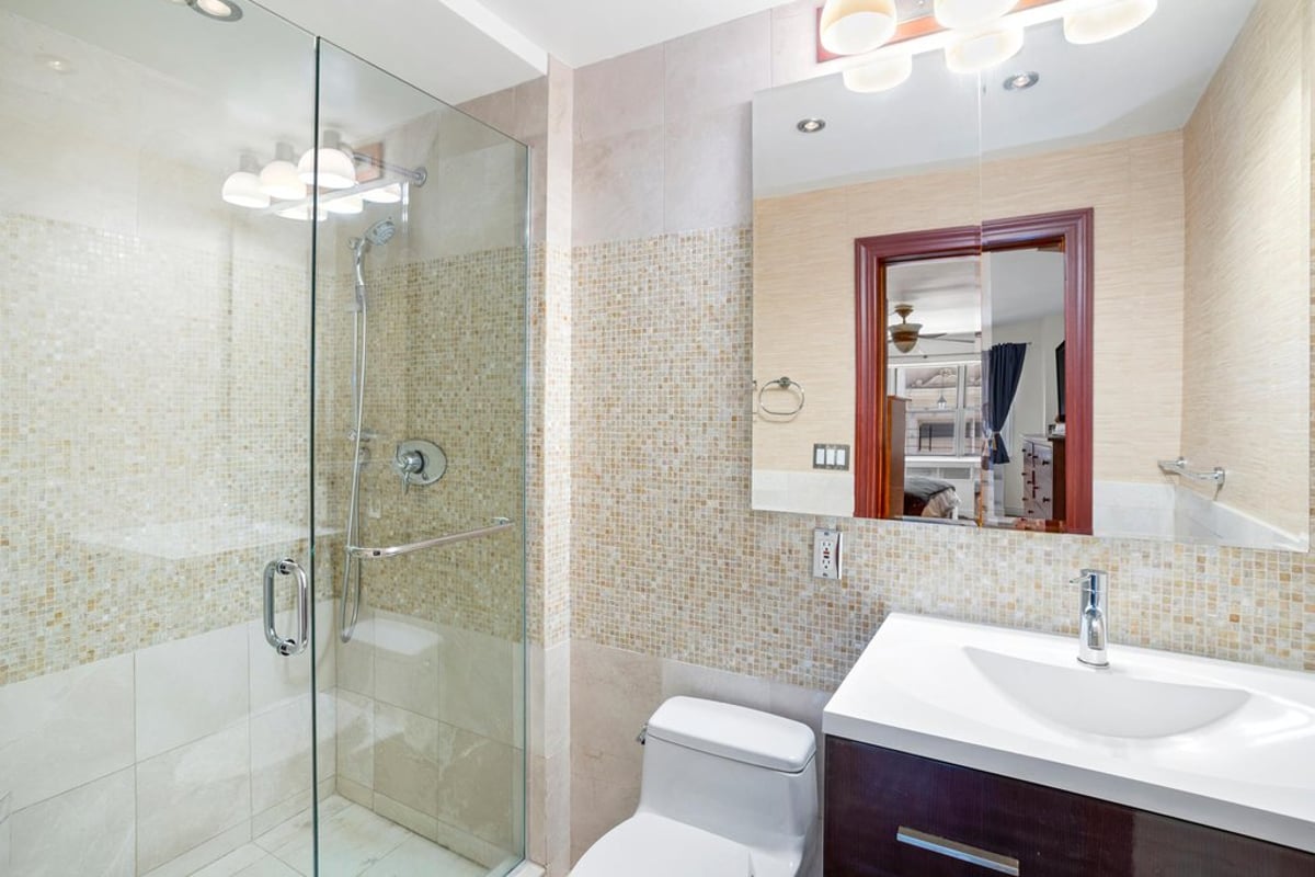 Photo for 136 East 76th Street - 136 East 76th Street Condominium in Upper East Side, Manhattan