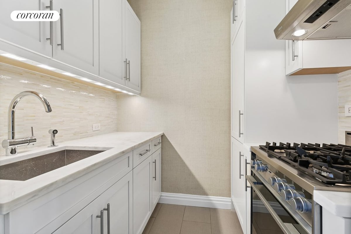 Photo for The Brevoort - 11 5th Avenue Cooperative in Greenwich Village, Manhattan