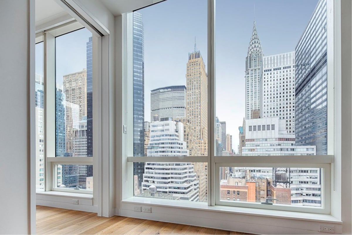 Photo for 325 Lexington Avenue - 325 Lexington Avenue Condominium in Murray Hill, Manhattan