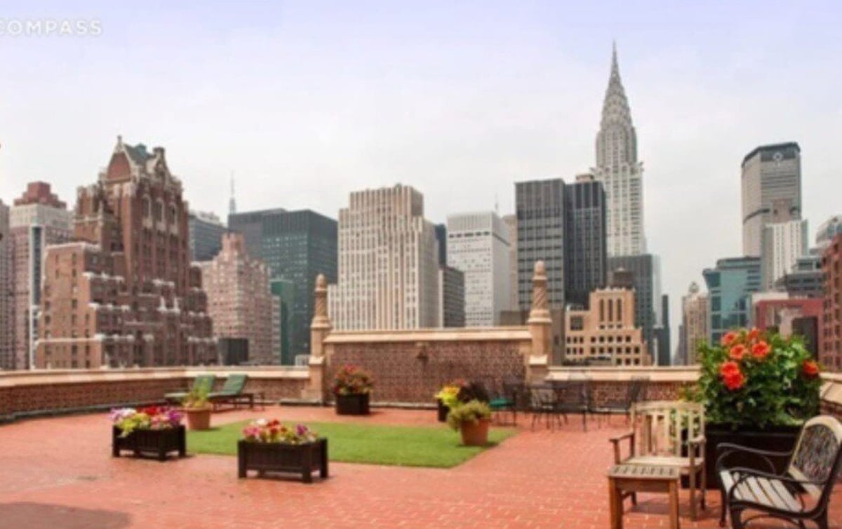 Photo for Prospect Tower - 45 Tudor City Place Cooperative in Turtle Bay, Manhattan