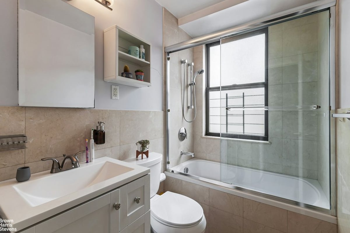 Photo for The Murray Hill Crescent - 225 East 36th Street Cooperative in Murray Hill, Manhattan