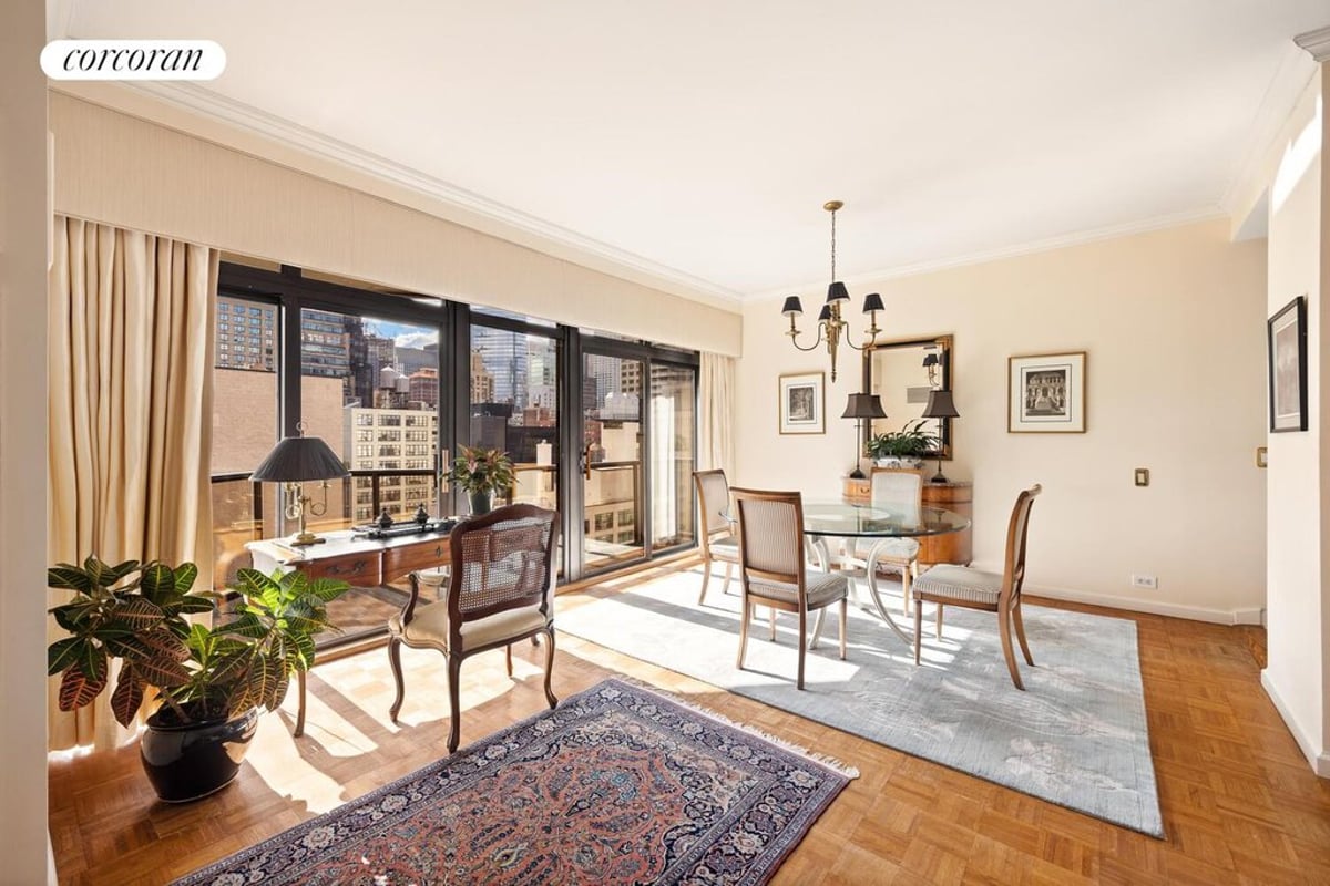 Photo for 100 United Nations Plaza - 100  United Nations Plaza Condominium in Midtown East, Manhattan