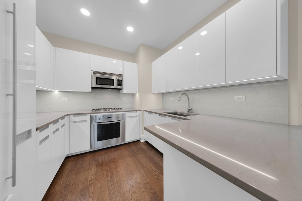 Photo for The Alexander - 250 East 49th Street Condominium in Midtown East, Manhattan