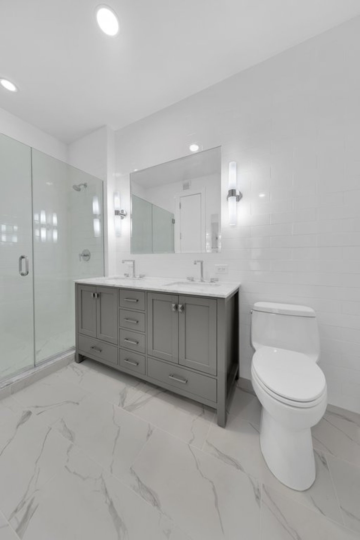 Photo for The Alexander - 250 East 49th Street Condominium in Midtown East, Manhattan