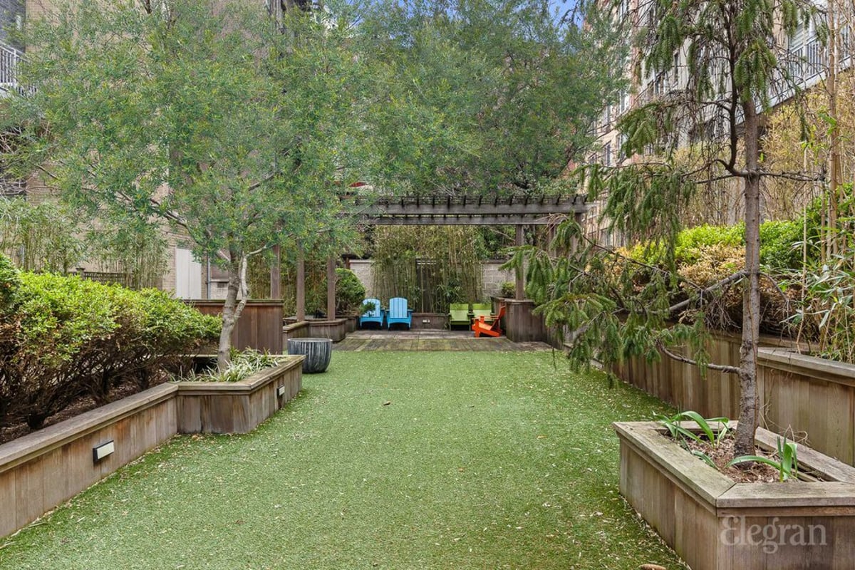 Photo for The 505 - 505 West 47th Street Condominium in Midtown West, Manhattan