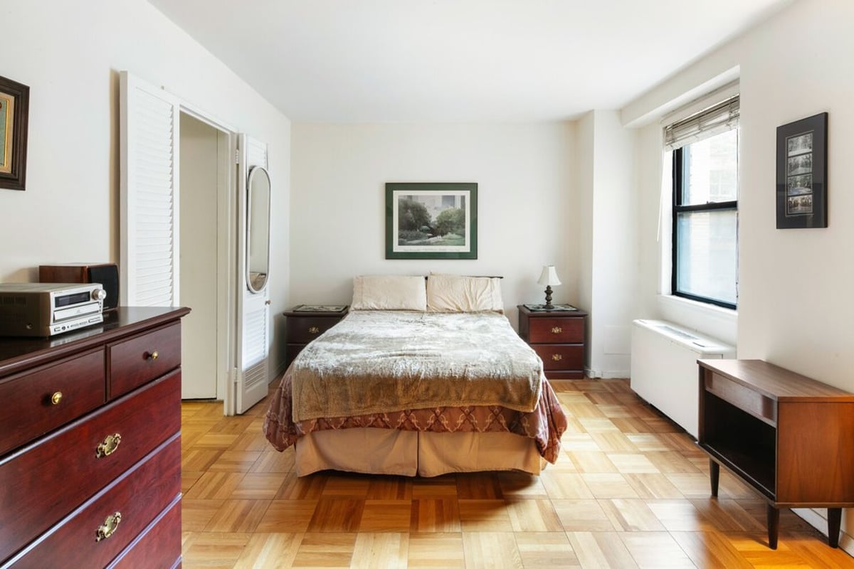 Photo for Quaker Ridge - 201 East 21St Street Cooperative in Gramercy Park, Manhattan