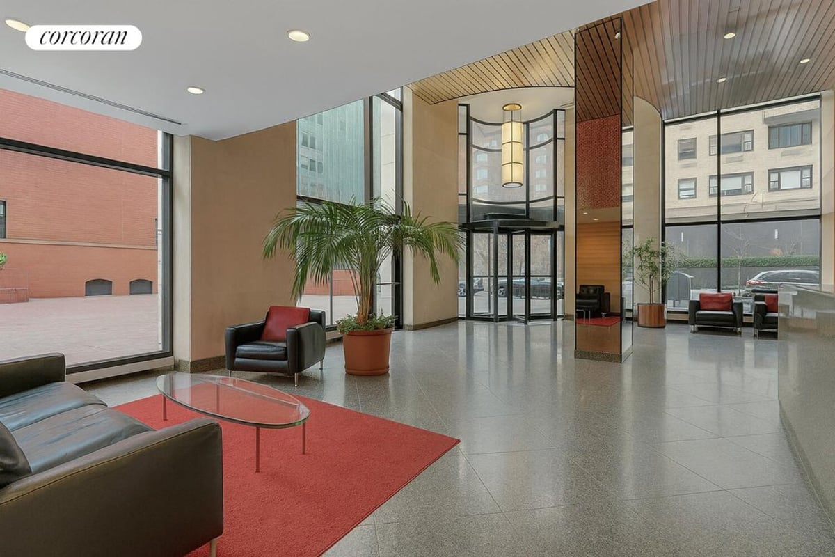 Photo for The Highpoint - 250 East 40th Street Condominium in Midtown East, Manhattan