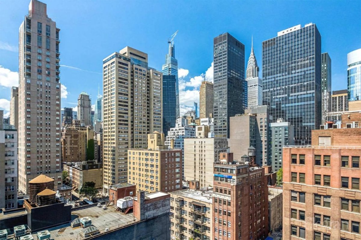 Photo for The Murray Hill Crescent - 225 East 36th Street Cooperative in Murray Hill, Manhattan