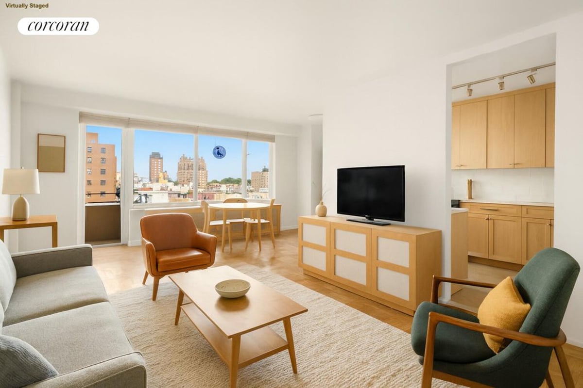 Photo for CPW Towers - 392 Central Park West Condominium in Upper West Side, Manhattan