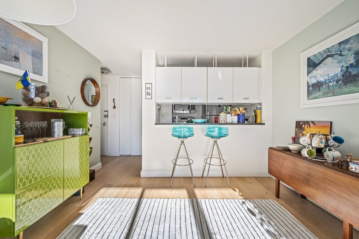 Photo for 445 5th Avenue - 445 5th Avenue Condominium in Murray Hill, Manhattan