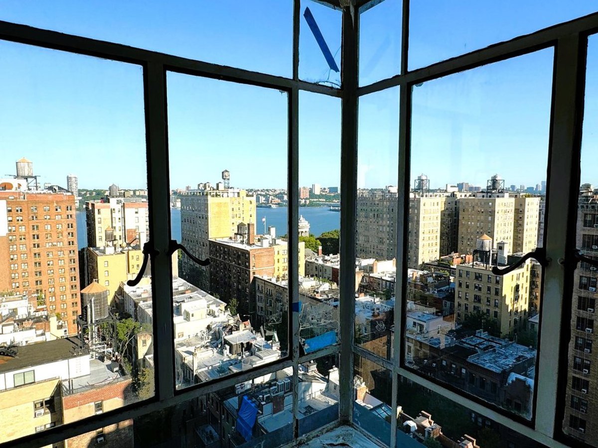 Photo for 565 West End Avenue - 565 West End Avenue Cooperative in Upper West Side, Manhattan